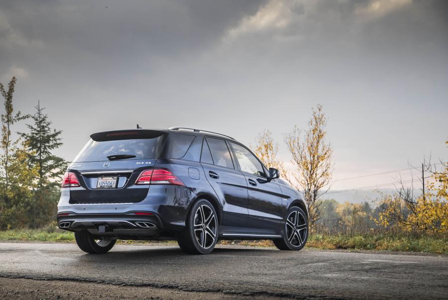  Mercedes-AMG GLE43 4Matic 2016 года  (NA) (фото 7 из 30)
